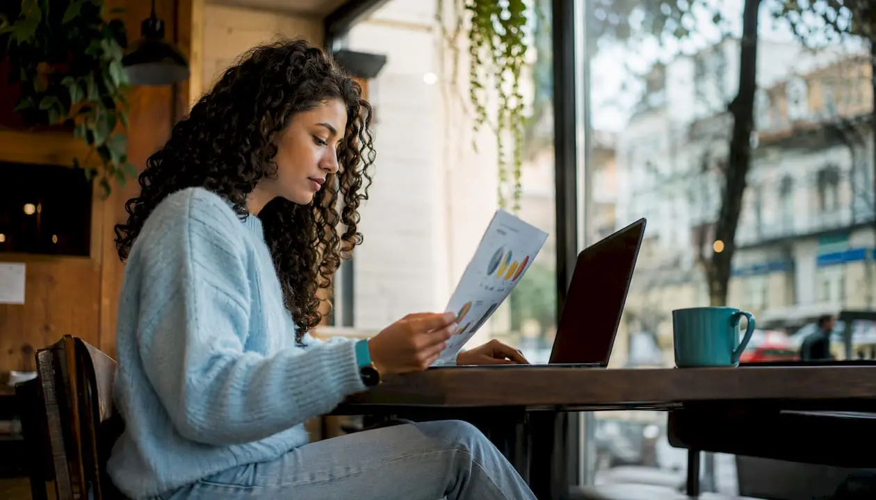Recruiter managing multiple-choice technical quizzes